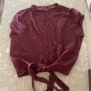 Lululemon crop top